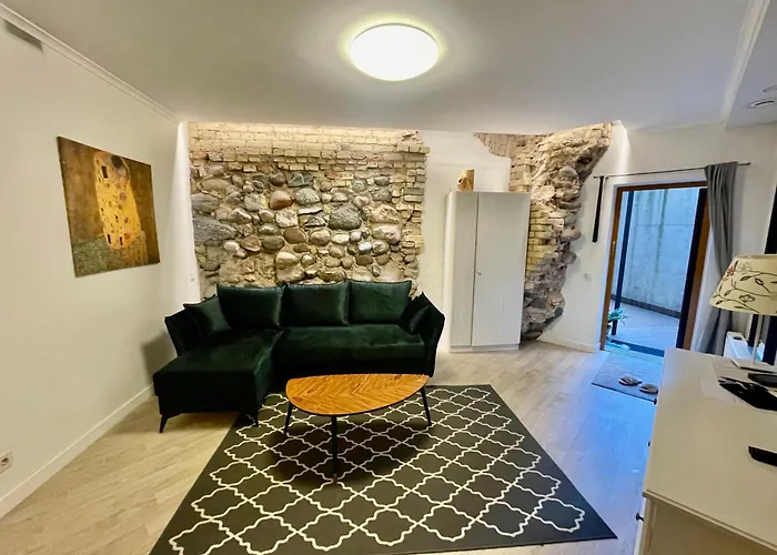 Six Apartment Simona