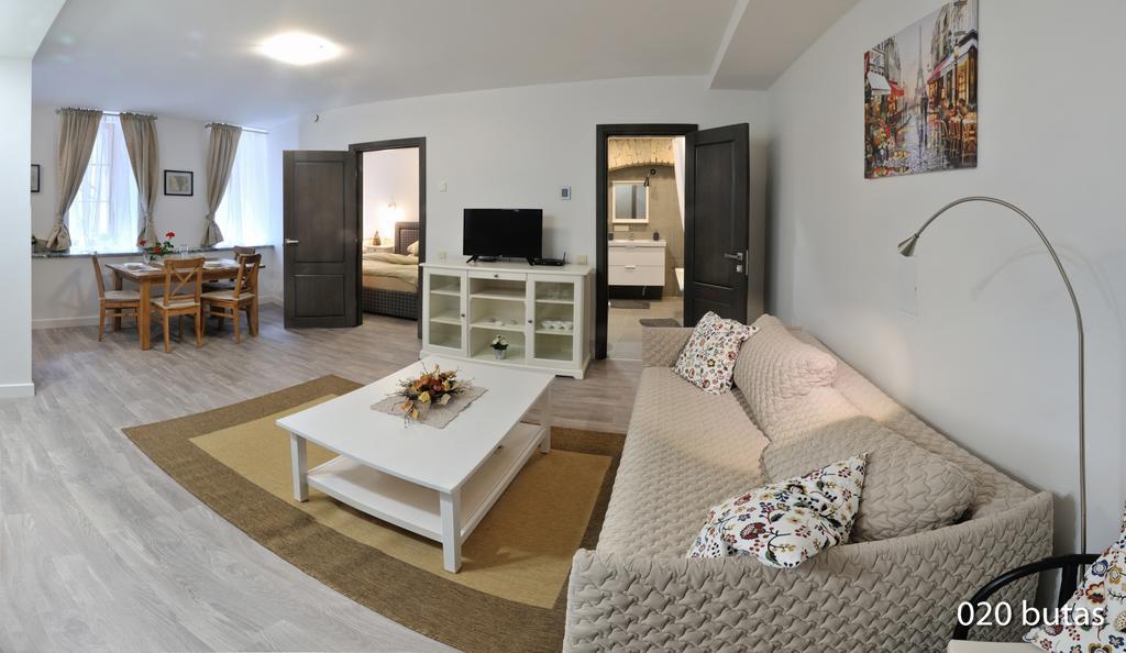 Six Simona Appartement *